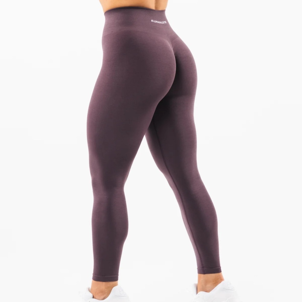 Alphalete size small amplify leggings in dove purple
